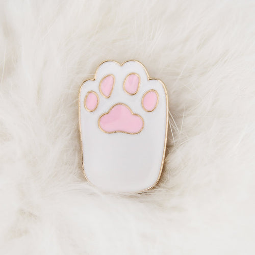 Enamel pin White paw with pink beans