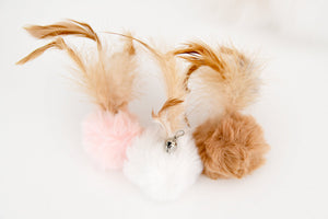 Fluffy ball with natural feathers, 3 soft colors